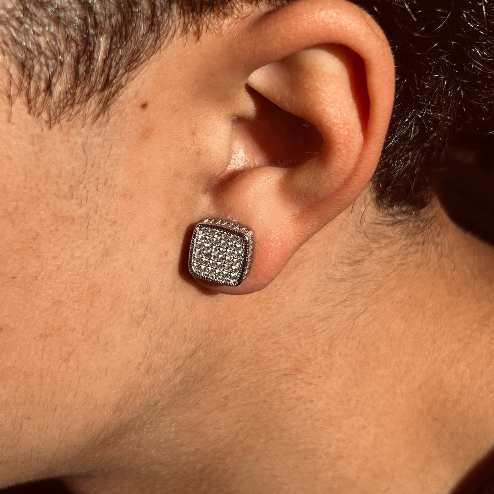 Brinco Quadrado Cravejado