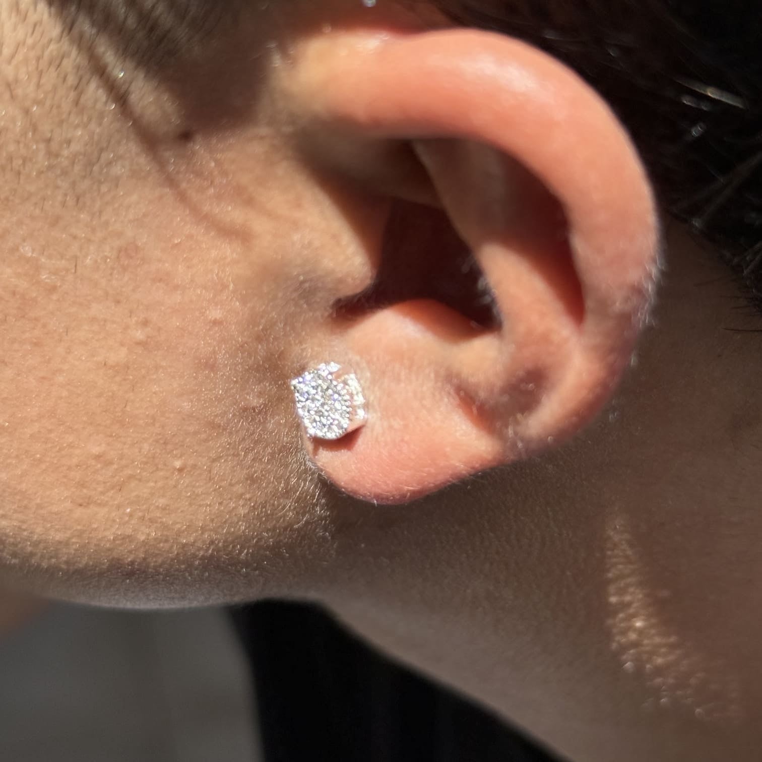 Brinco Redondo Cravejado Prata